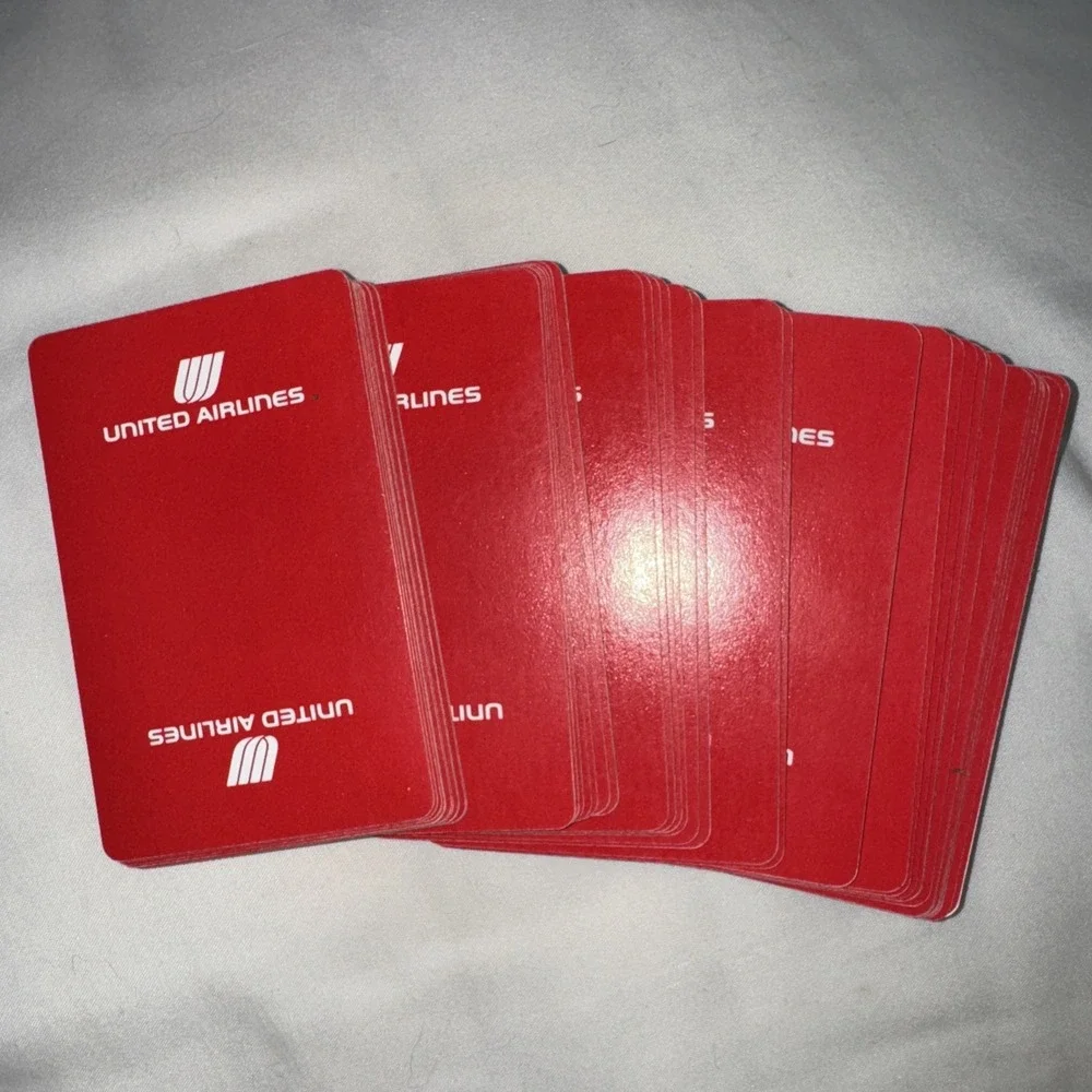 VINTAGE  DECK OF PLAYING‎ CARDS  UNITED  AIRLINES AIRPLANE  RED BOX
